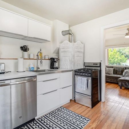 Villa Vintage Tiny House Cute 1Bdrm Big Appeal à Colorado Springs Extérieur photo