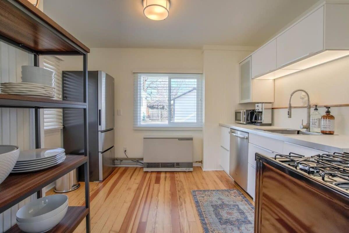 Villa Vintage Tiny House Cute 1Bdrm Big Appeal à Colorado Springs Extérieur photo